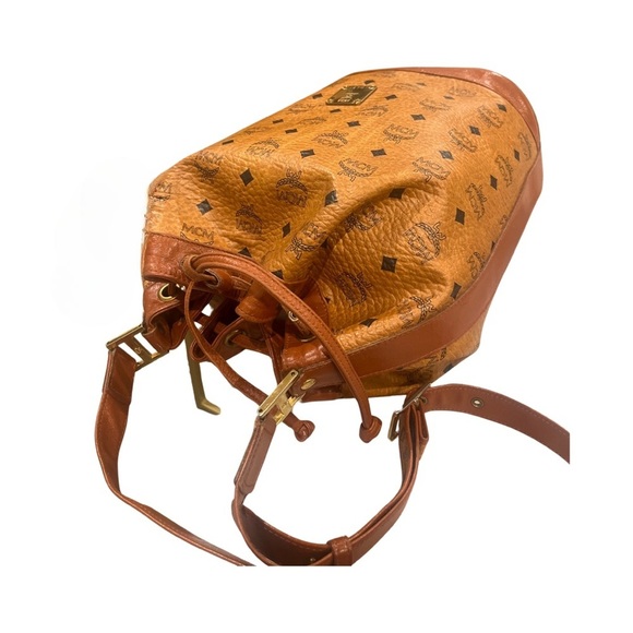 ❌SOLD❌Authentic MCM Monogram Bucket Bag- Large - Picture 5 of 17